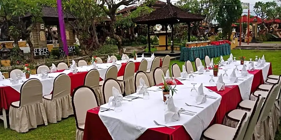 Bali Taman Beach Resort & Spa Lovina