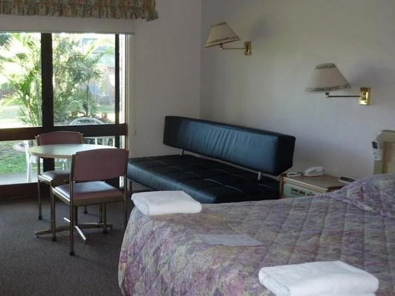 Glades Motor Inn