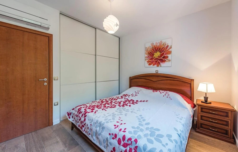 Stunning Home in Vabriga With Wifi and 3 Bedrooms