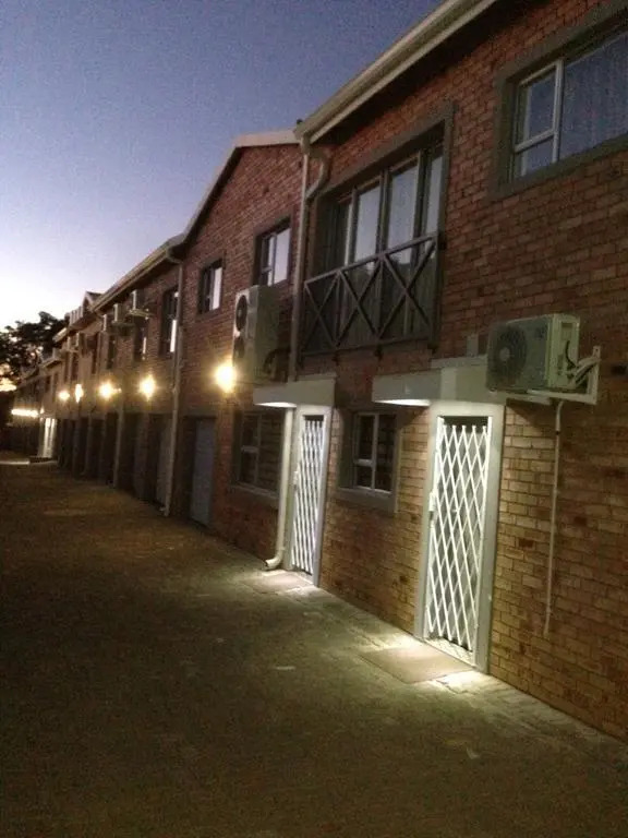 Leighton Court