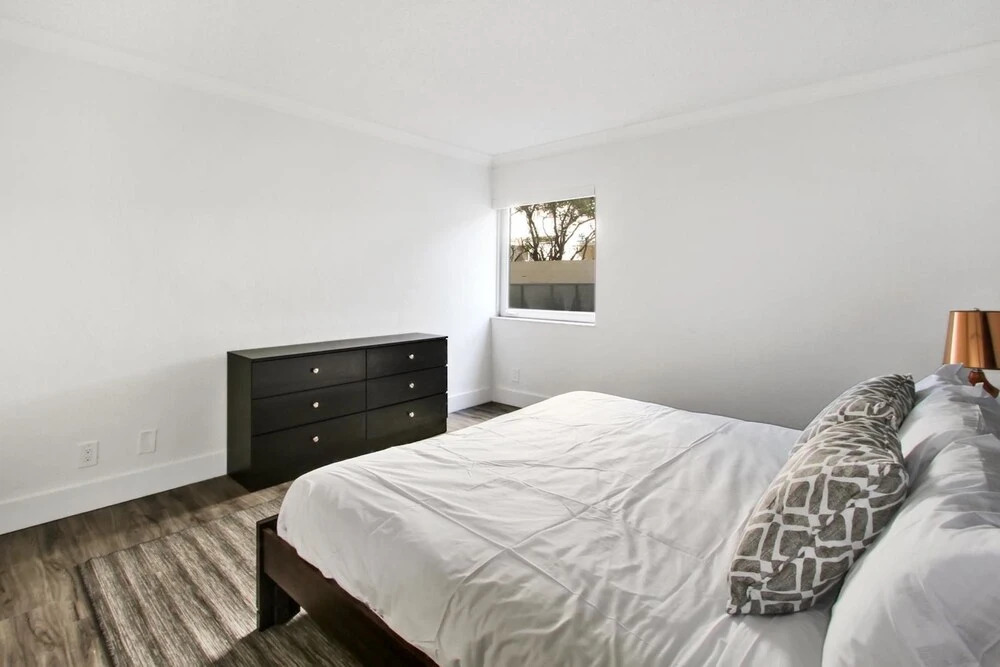 Modern 1BR in Coconut Grove by Sonder
