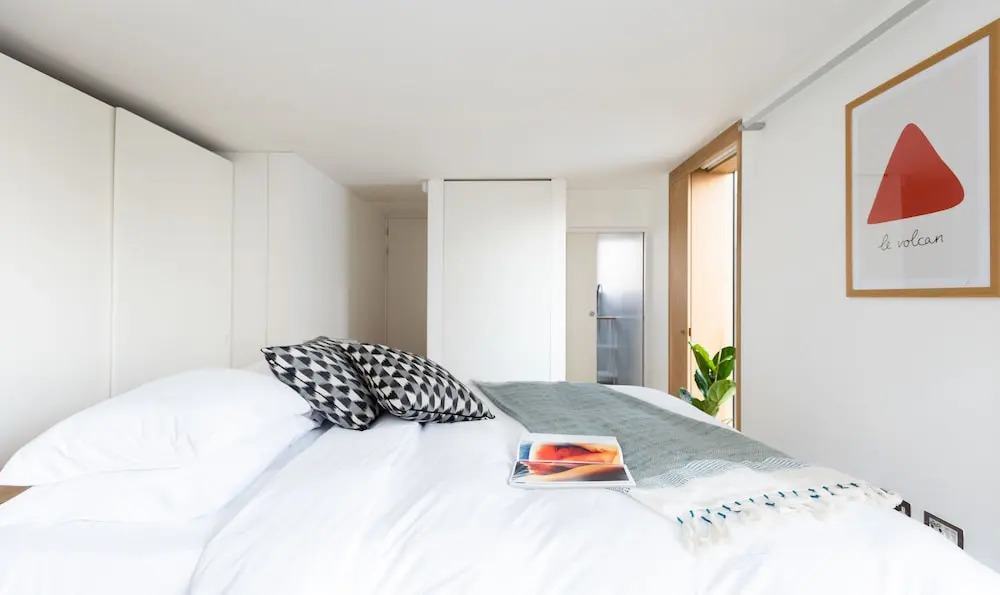 The Chelsea Walk - Modern & Bright 3BDR House with Rooftop & Parking