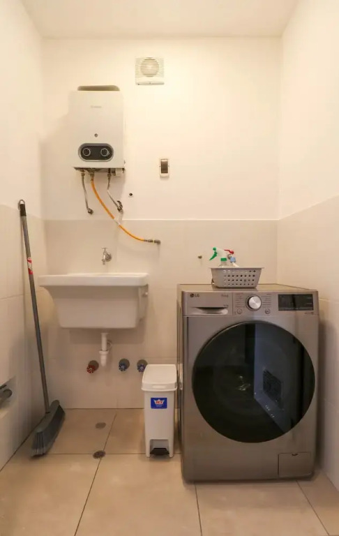 w Engaging 2BR in the Heart of Barranco