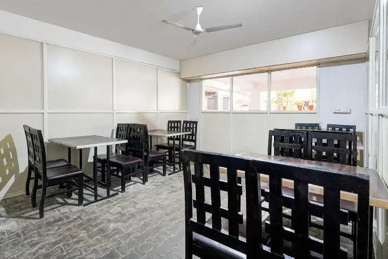 FabHotel Atithi Residency - Nr Kaikondrahalli Lake