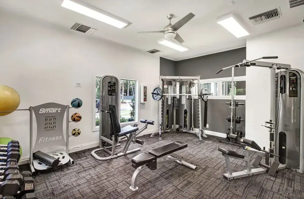 Landing Amazing 2BD Courtyard Gym