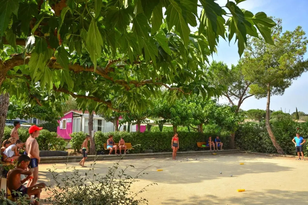 Bessan Mobile Home With Pool Fun
