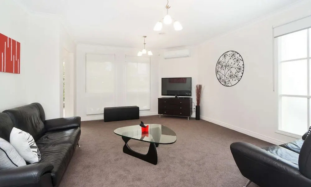 Smart Caulfield Townhouse