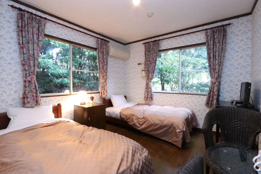 Scent -Healing Space on Top of Izukogen Hill-