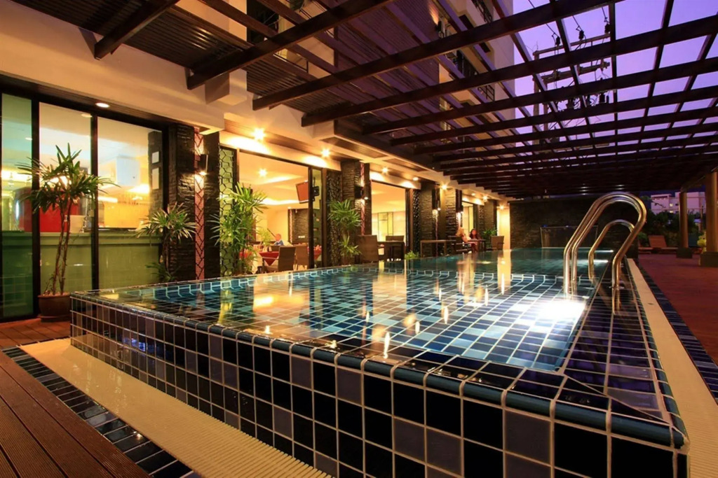 Baramee Hip Hotel