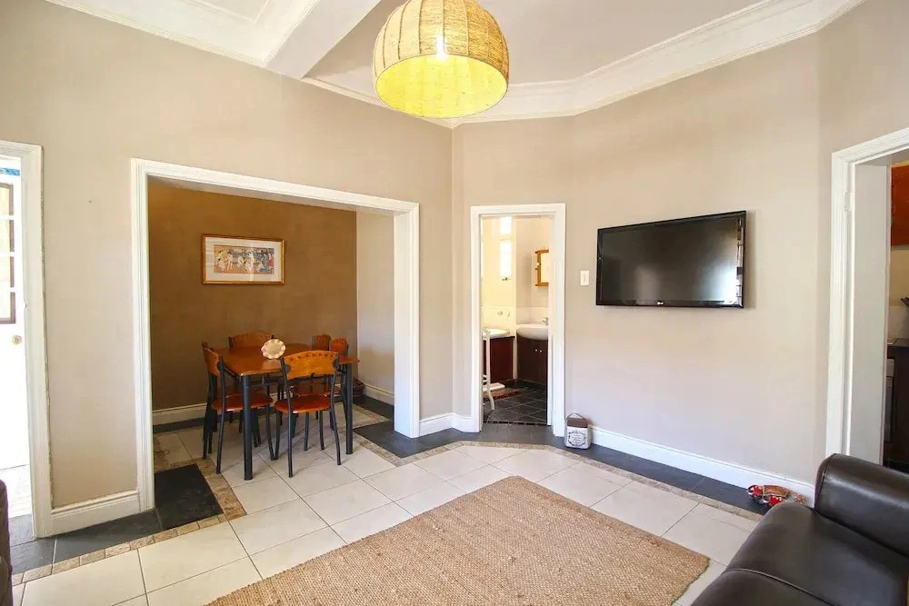 Victoria Court 111