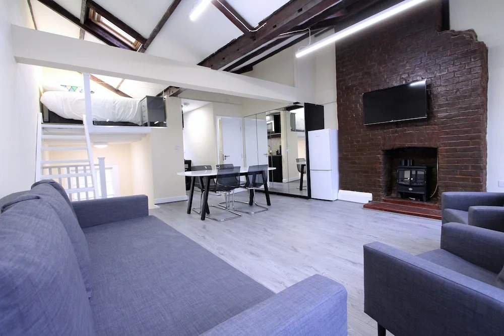 Stunning Loft Apartment In Knightsbridge