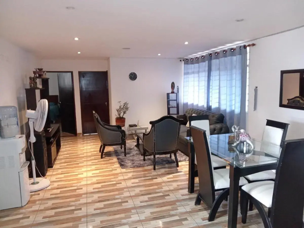 Casa Vacacional Andy En La Ciudad De Santiago De Cali-Colombia.