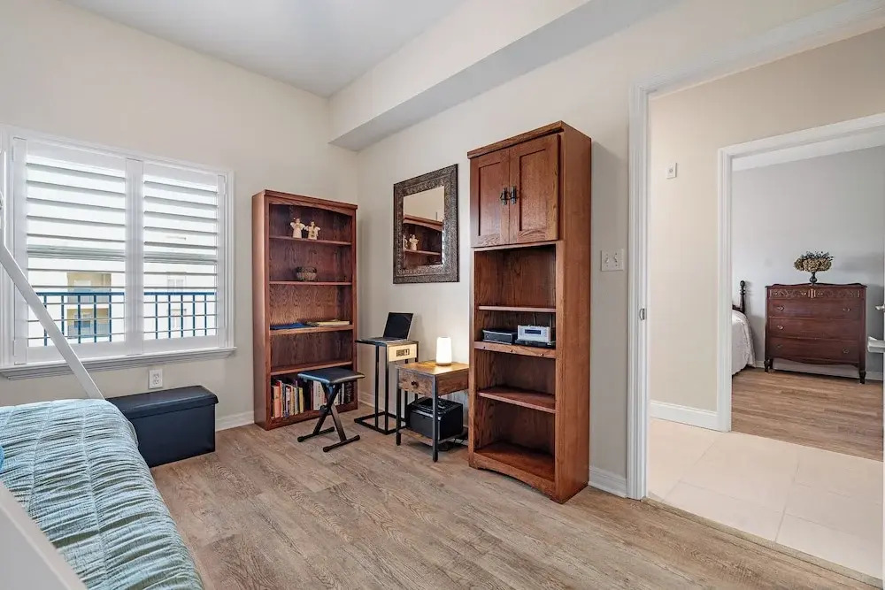 Sunny 3BR Condo Steps to Beach Pool NSB FL
