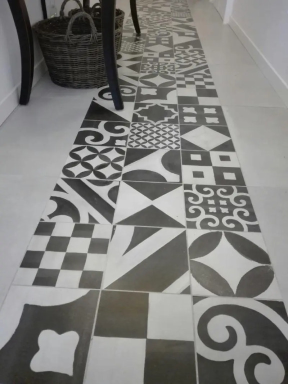 Déjà Vu apartment