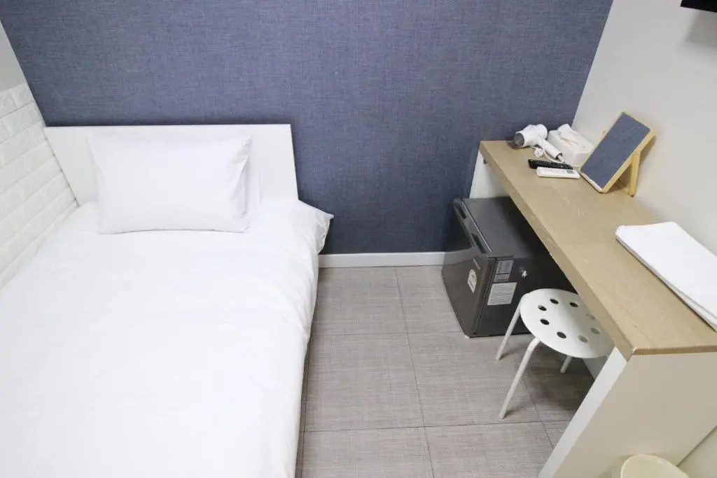 Hotel Ivory