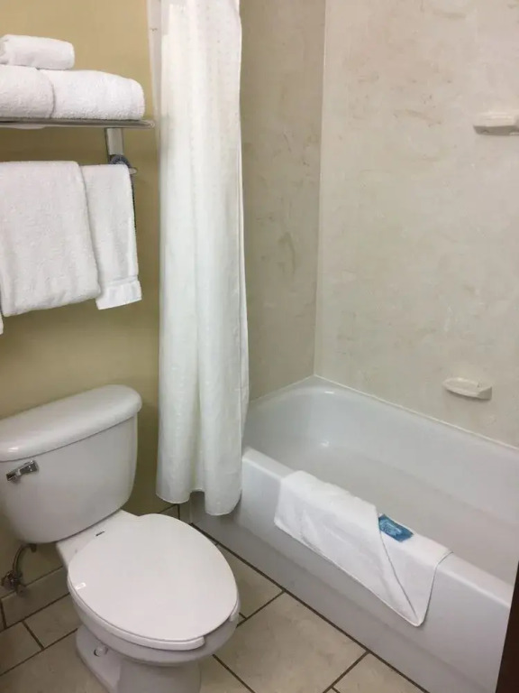 Holiday Inn Express Hotel & Suites Somerset Central by IHG