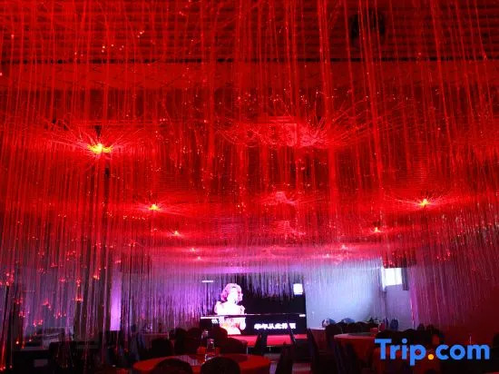 YiHeKangYang Hot Spring Hotel