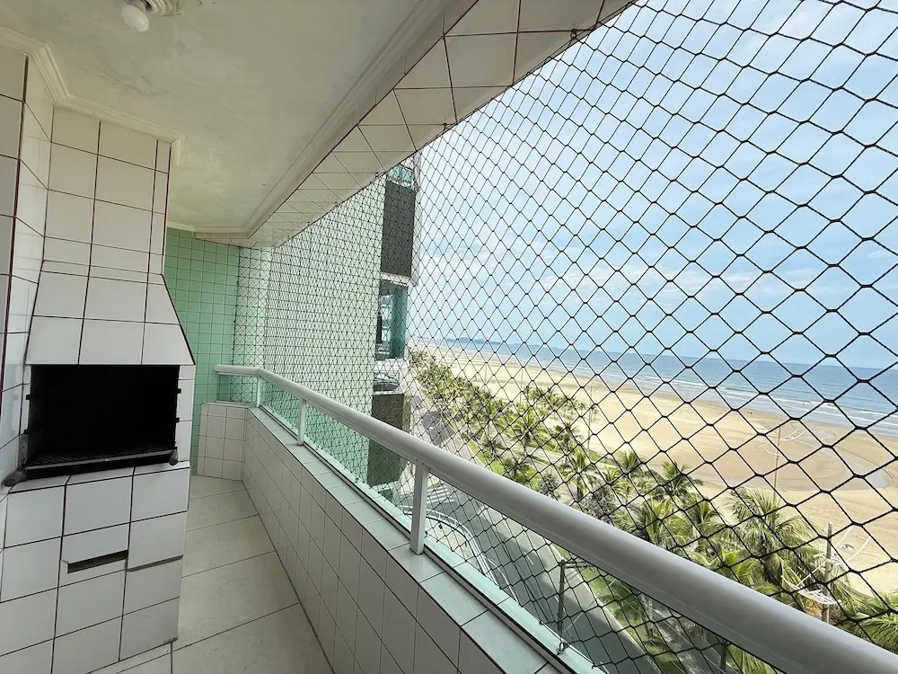 Pé na Areia Praia do Maracanã II