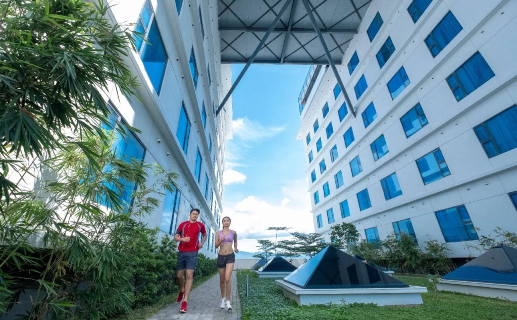 Maayo Hotel