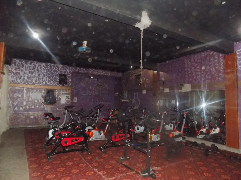 Hotel B Plus