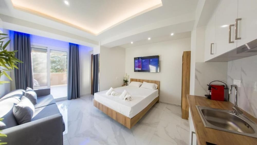 OLYMPIADA GIRNI Suites