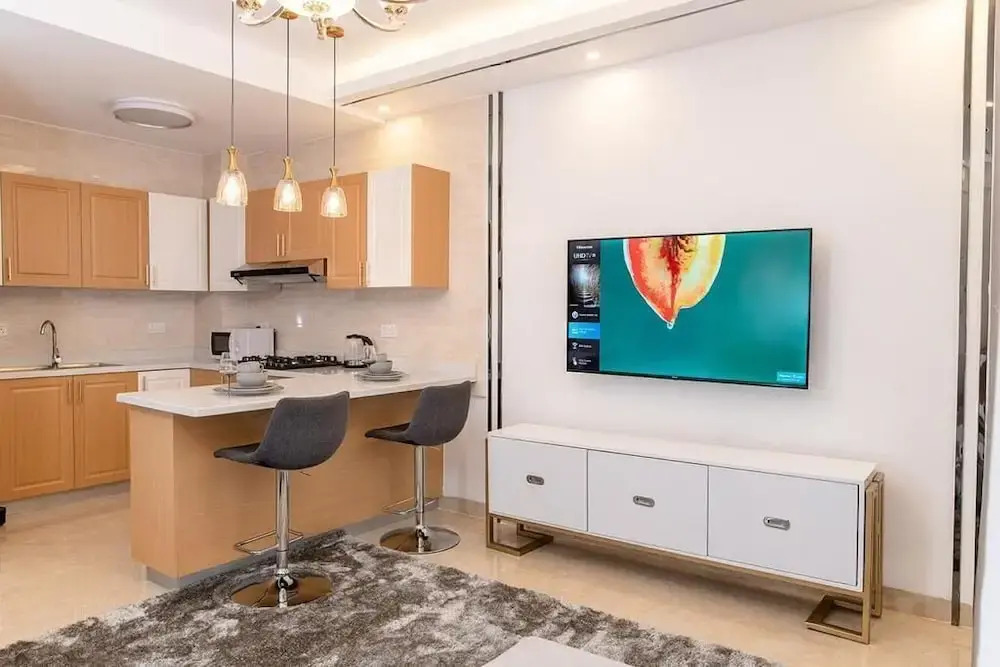 Lux Suites Enzi Heights Apartments