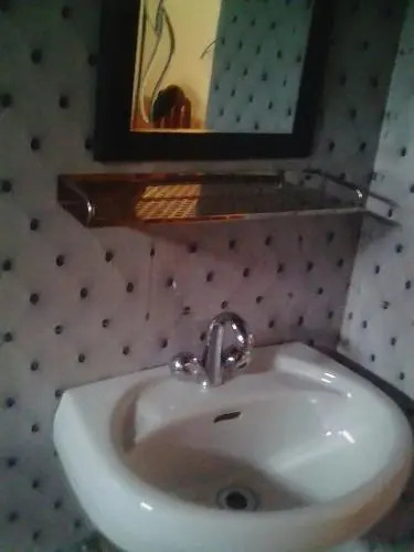 Taj Guest House