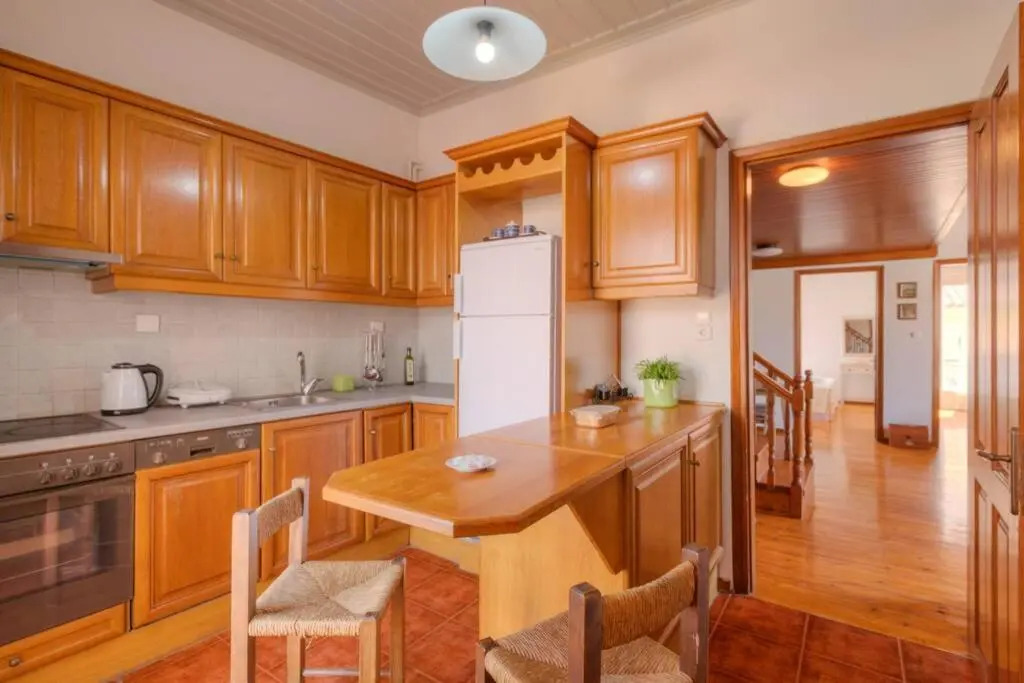 Anassa House