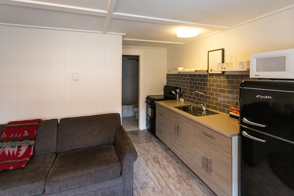 Snow Valley Lodging