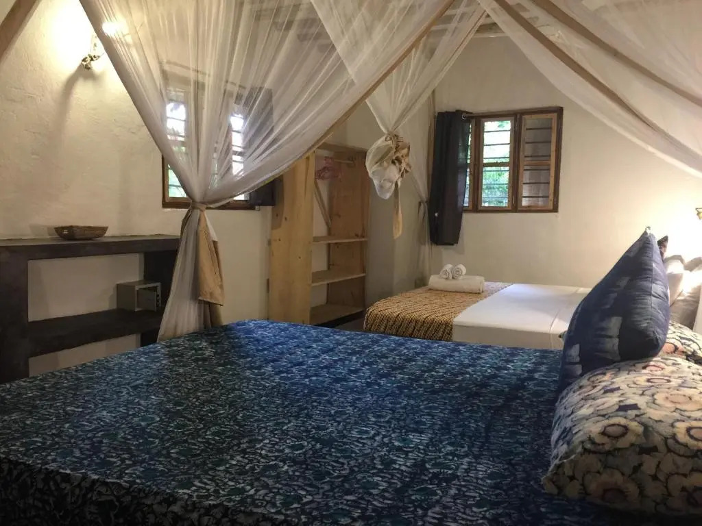Bahari Beach Bungalows