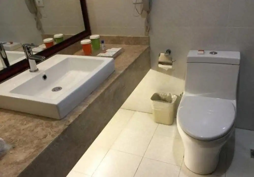 Gaoxiong Hotel