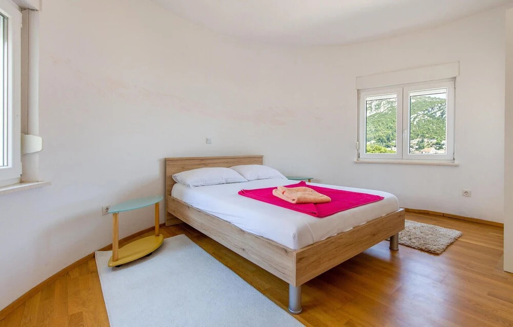 Awesome Apartment in Klek With Wifi and 2 Bedrooms