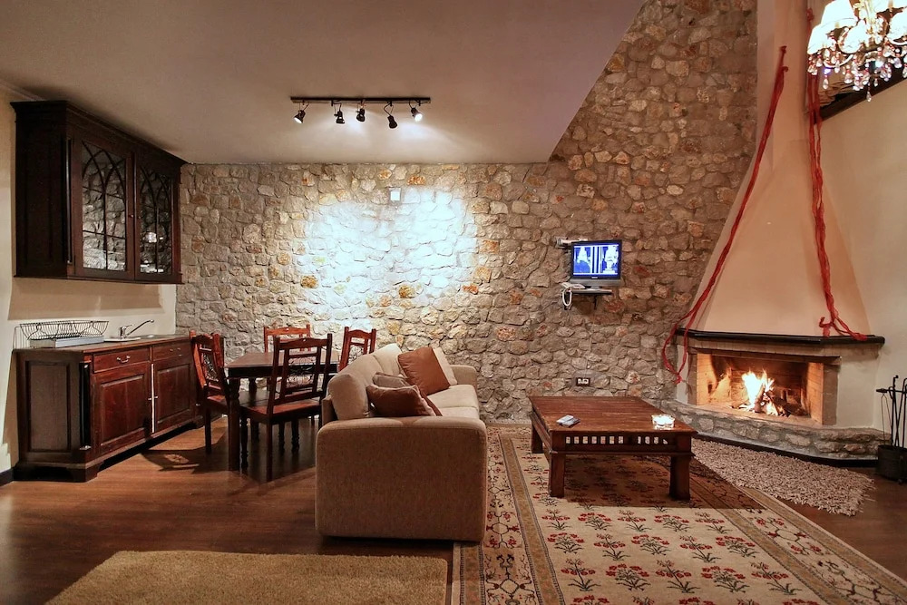 Aesko Resort