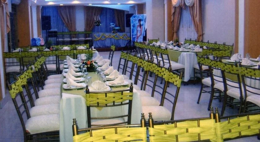 Hotel Perla Verde