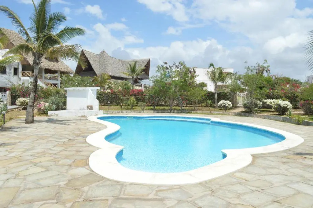 Pole Pole Beach House