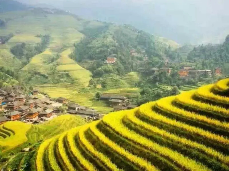 Guilin Longji Zhai Hualou Inn
