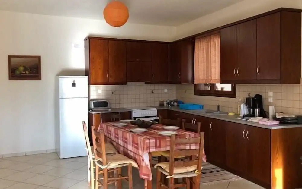 Vallias House