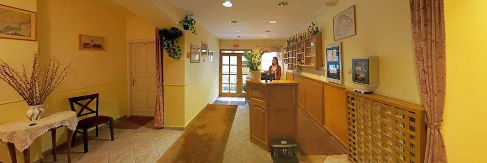 Corvin Hotel