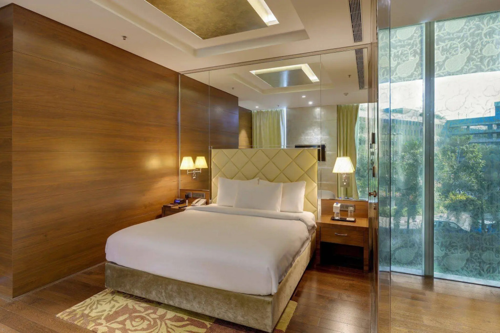 Niranta Transit Hotel Terminal 2 Arrivals/Landside