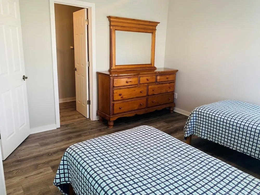 Aly Miguel - 4 Br Home