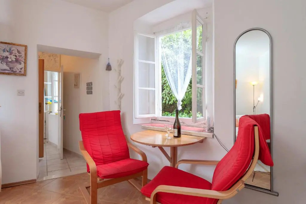 Apartman studio Stari Grad - 1