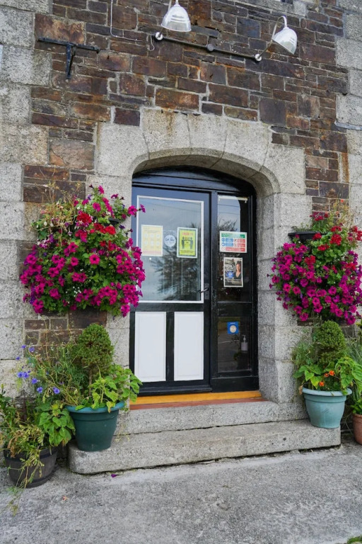 Fox & Hounds Hotel