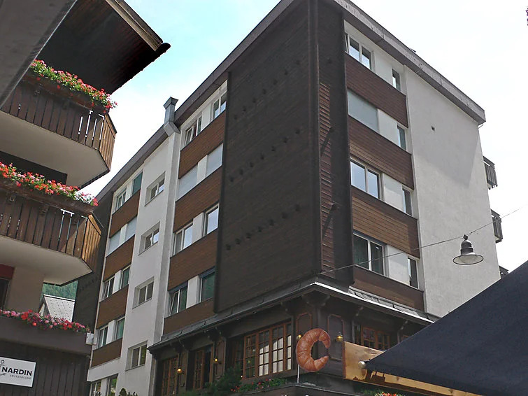 Apartment Center by Interhome