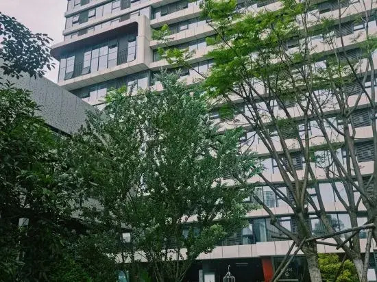 Aaronstone apartment hotel