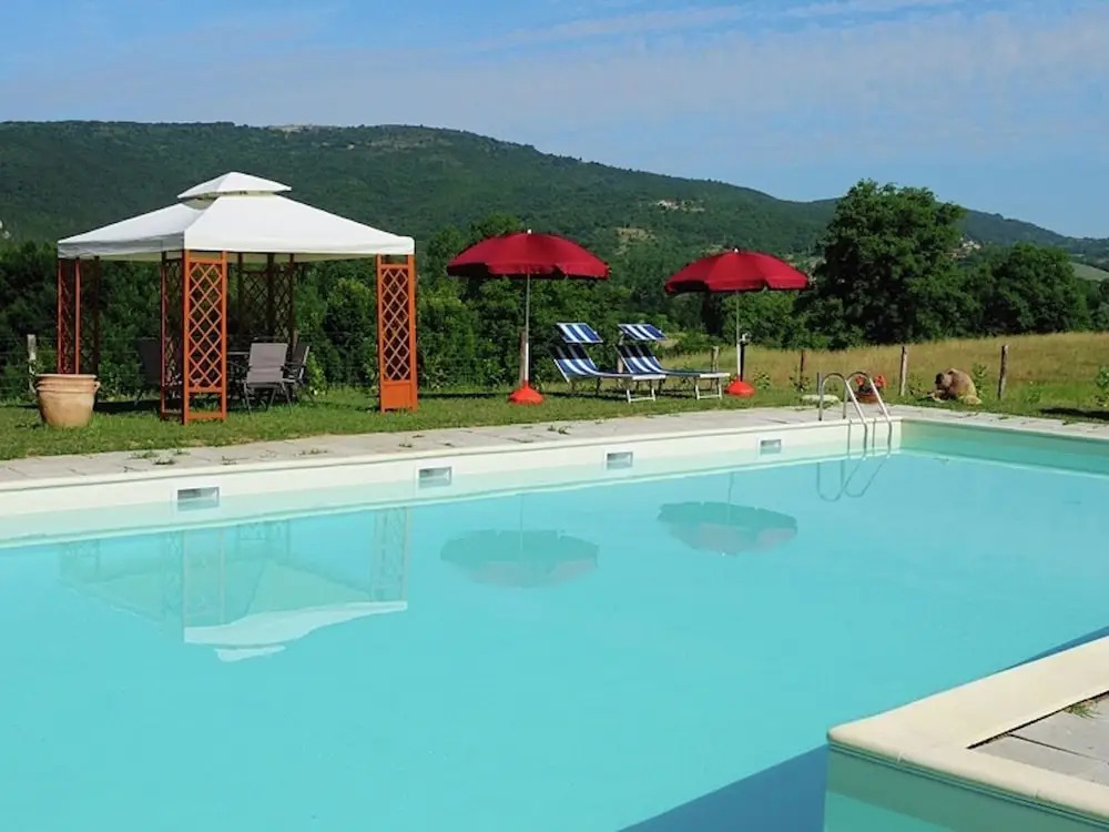 Farmhouse Near Lake Trasimeno With Pool