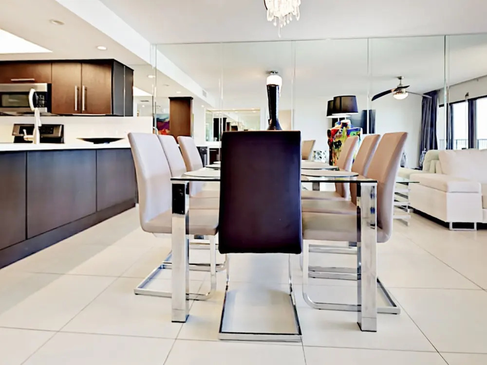2800 Gulf Blvd Condo Unit 407 3 Bedrooms 2 Bathrooms Condo