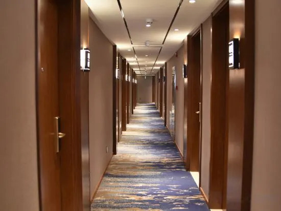 Yitel Hotel-Beijing Shangdi Qinghe High-speed RailwayStation