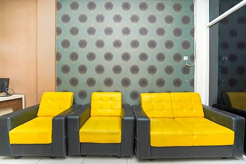 OYO Life 3358 Griya Aisyah Residence 2