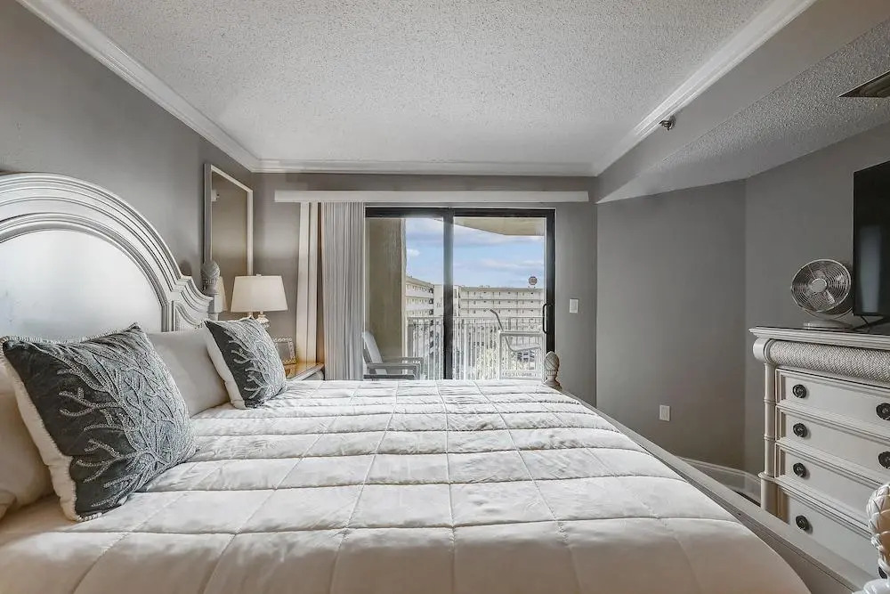 Inlet Reef 517 2 Bedrooms 2 Bathrooms Condo