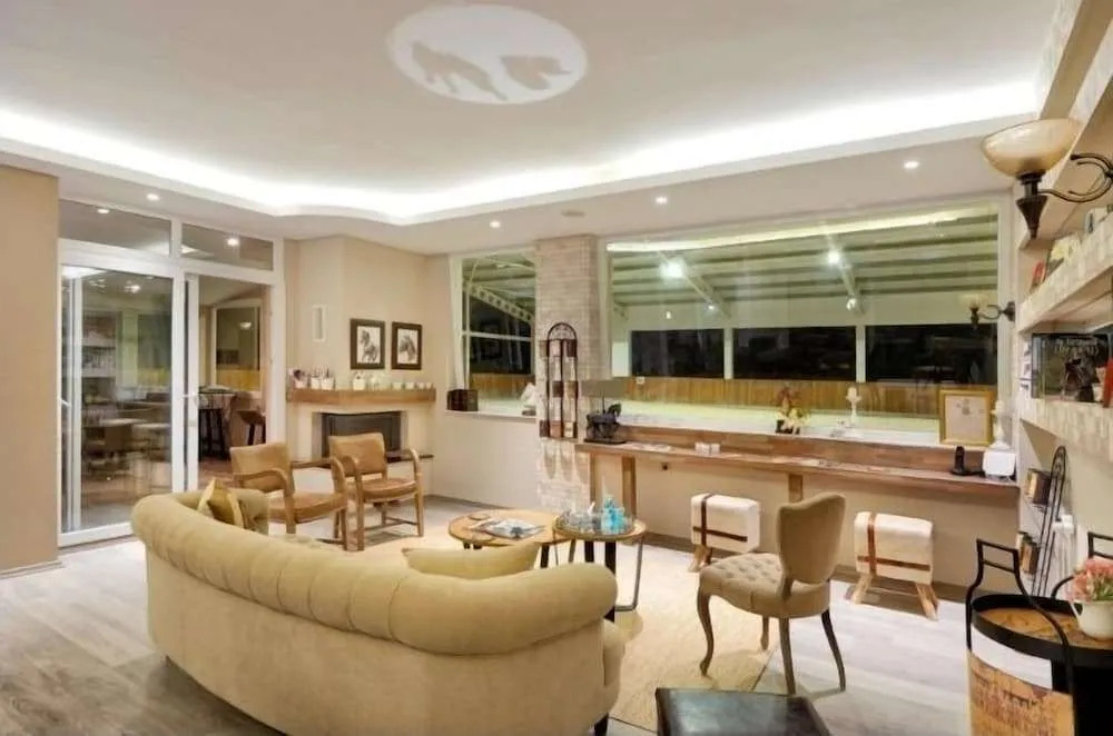 B. Equine Range Hotel